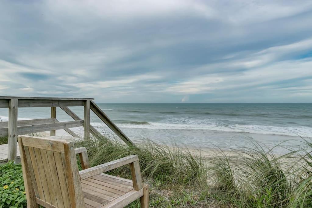 Villa Oceanfront Elegance - Luxurious 6Br Beach House With Hot Tub & Spacious Balcony And Breathtaking Views! Melbourne Beach Exterior foto