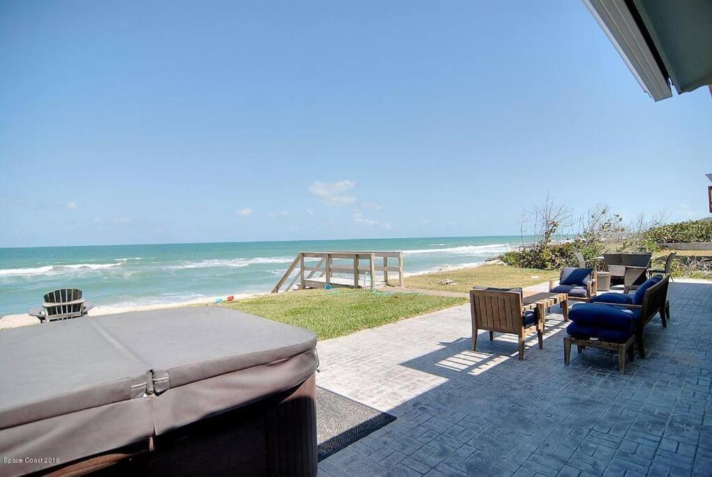 Villa Oceanfront Elegance - Luxurious 6Br Beach House With Hot Tub & Spacious Balcony And Breathtaking Views! Melbourne Beach Exterior foto